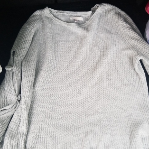 LC Lauren Conrad Sweaters - Womens light grey sweater LC Lauren Conrad Sweaters - Womens light grey sweater